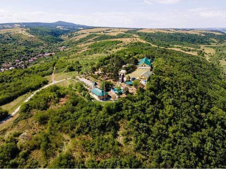 cetatea arcidava (dealul chilii „pustă rovina”)
